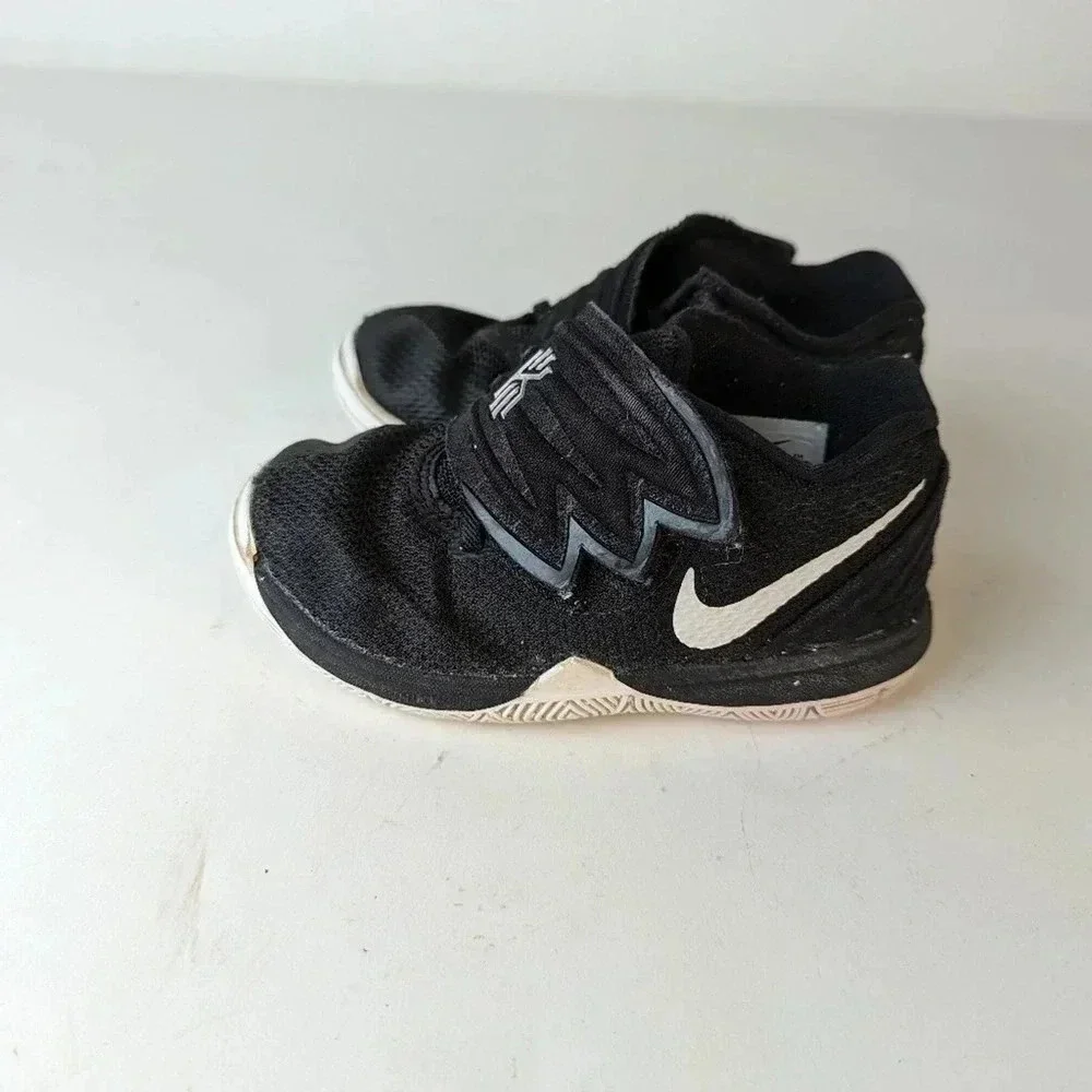 Nike kyrie size